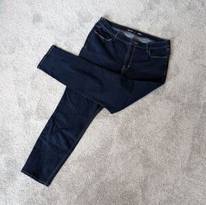 High Rise WOW Straight Dark Wash Jeans (Size 16)
